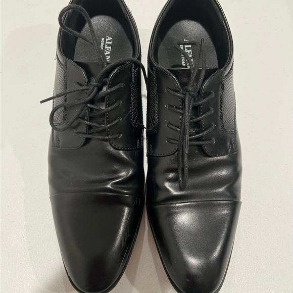 Alfani Quincy Memory Foam Men\'s 10.5 M
Lace Up Dress Shoes  black  Oxford Box